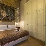 Tafros Villa *